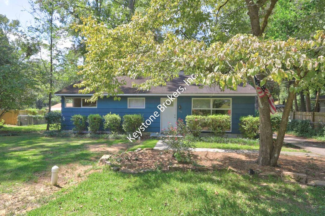 604 Hale Ave in Griffin, GA - Building Photo