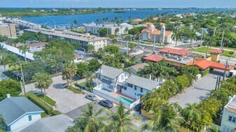 3901 Washington Rd in West Palm Beach, FL - Building Photo