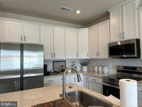 249 Baker Dr in Luray, VA - Building Photo - Building Photo
