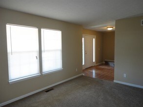 1777 Woodstock Dr in Brownsburg, IN - Building Photo - Building Photo
