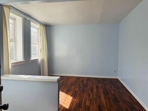 64 Franklin St in Jersey City, NJ - Building Photo - Building Photo