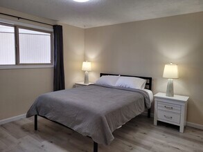 1518 7th St NW, Unit 1516 in Salem, OR - Building Photo - Building Photo