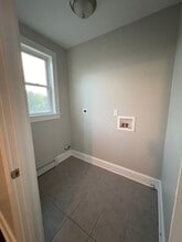 24 Oak St in New Britain, CT - Building Photo - Building Photo