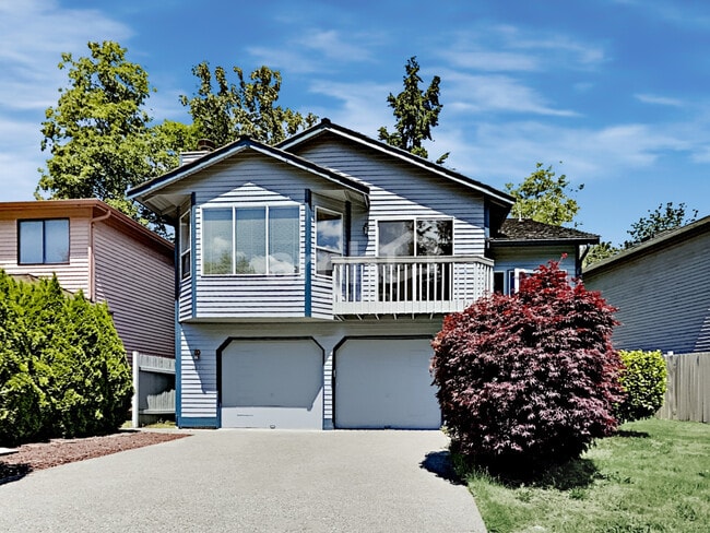 property at 2078 SE 8th Dr