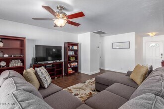 3117 N 41st Pl in Phoenix, AZ - Building Photo - Building Photo