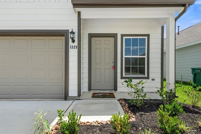 1328 Sue Peak Dr in Conroe, TX - Building Photo - Building Photo