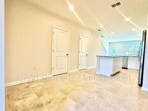 1188 Port Blue Wy in Lady Lake, FL - Building Photo - Building Photo
