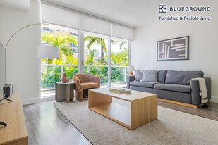 16950 N Bay Rd in Sunny Isles Beach, FL - Building Photo