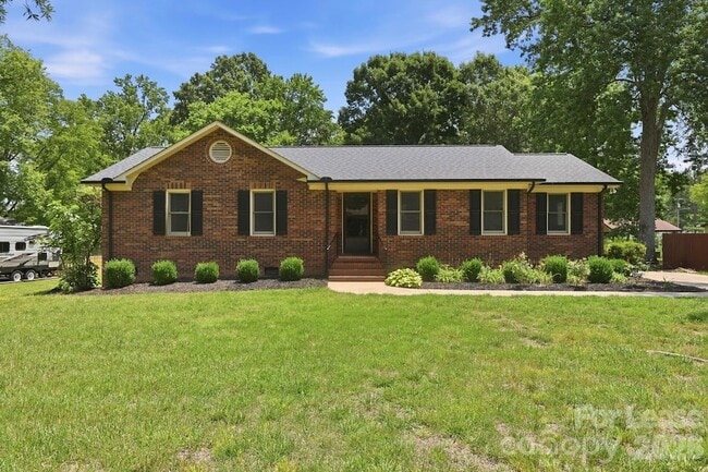 property at 6299 Spring Ct Ln