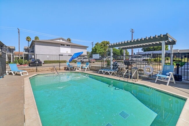 Terre at Oak in Ramona, CA - Building Photo - Building Photo