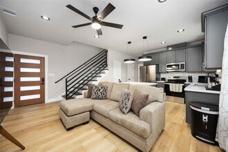 2409 Dolly Wright St in Houston, TX - Building Photo - Building Photo