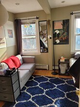 735 Somerville Ave in Somerville, MA - Foto de edificio - Building Photo