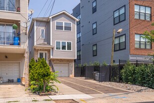1117 Chestnut St, Unit 1 in Elizabeth, NJ - Building Photo