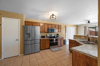 7315 W Cordes Rd in Phoenix, AZ - Building Photo - Building Photo