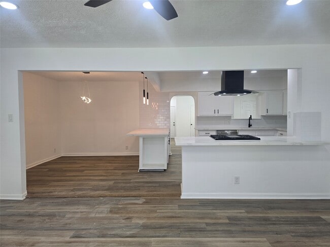 property at 5102 Avenue L