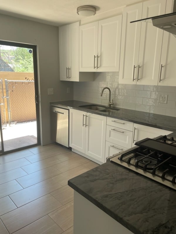 property at 350 N Silverbell Rd