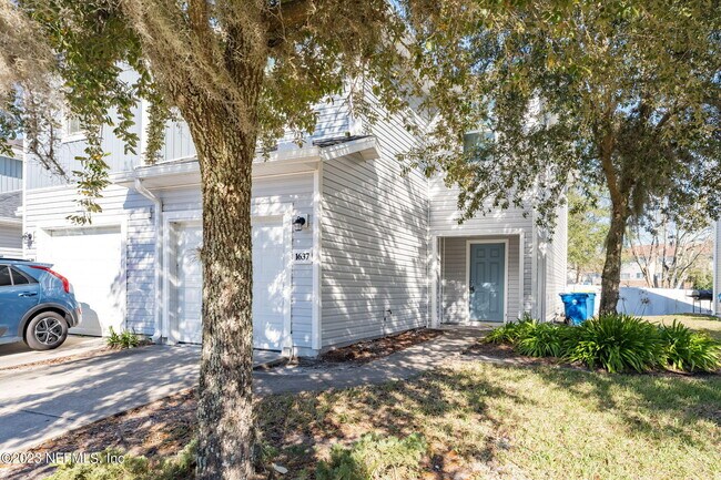 1637 Biscayne Bay Cir in Jacksonville, FL - Building Photo - Building Photo