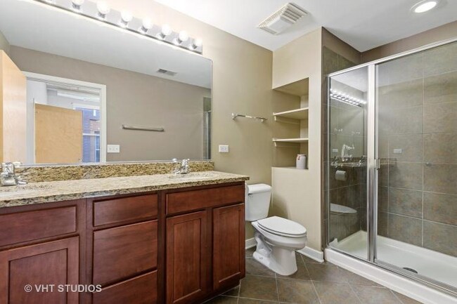 1228 W Monroe St in Chicago, IL - Building Photo - Building Photo