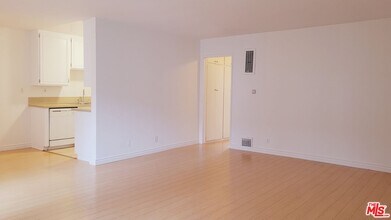 818 7th St in Santa Monica, CA - Building Photo - Building Photo