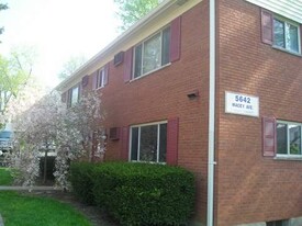 5642 Macey Ave Apartments