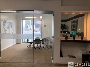 1050 Brickell Ave, Unit 3312 in Miami, FL - Building Photo - Building Photo