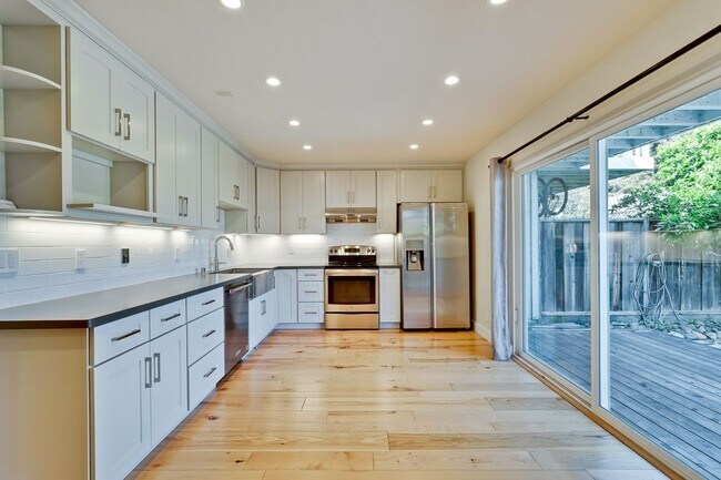 property at 1920 Rock St