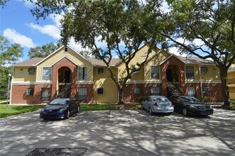 8629 Fancy Finch Dr in Tampa, FL - Building Photo - Building Photo
