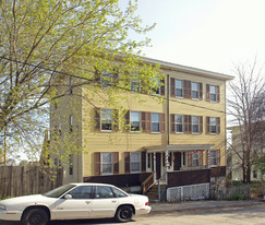 93 Douglas St Apartments