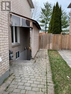 9 Coldstream Crescent in Richmond Hill, ON - Building Photo - Building Photo