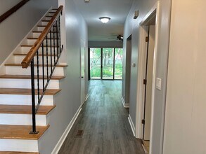 1122 Regency Dr in Schaumburg, IL - Building Photo - Building Photo