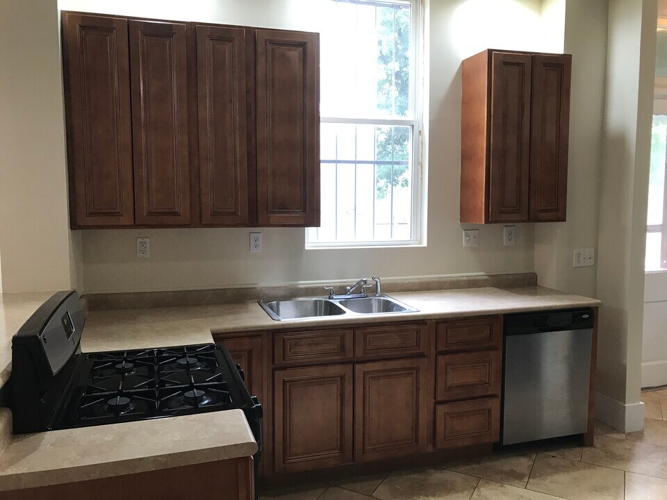 2654 Bellevue Ave in Cincinnati, OH - Building Photo