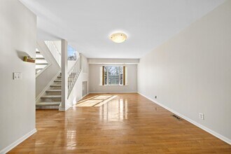 222 Willis Ave in Royal Oak, MI - Building Photo - Building Photo