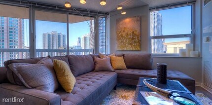 450 N State St in Chicago, IL - Foto de edificio - Building Photo