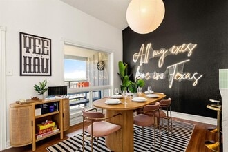 3306 Hyclimb Cir in Austin, TX - Building Photo - Building Photo