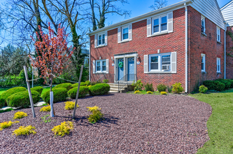 Wallworth Park Apartments in Cherry Hill, NJ - Building Photo - Building Photo