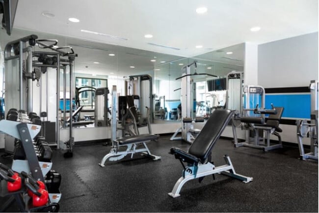 400 S Tryon St in Charlotte, NC - Building Photo - Building Photo