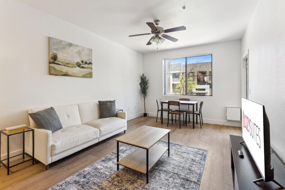 6610 N 93rd Ave in Glendale, AZ - Building Photo