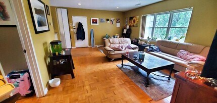 153 Lake Shore Rd in Boston, MA - Building Photo - Building Photo