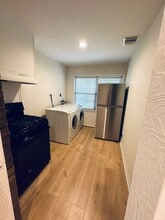 4410 Billingsley St in Houston, TX - Building Photo - Building Photo