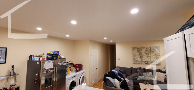 23 Higgins St, Unit 1 in Boston, MA - Building Photo - Building Photo
