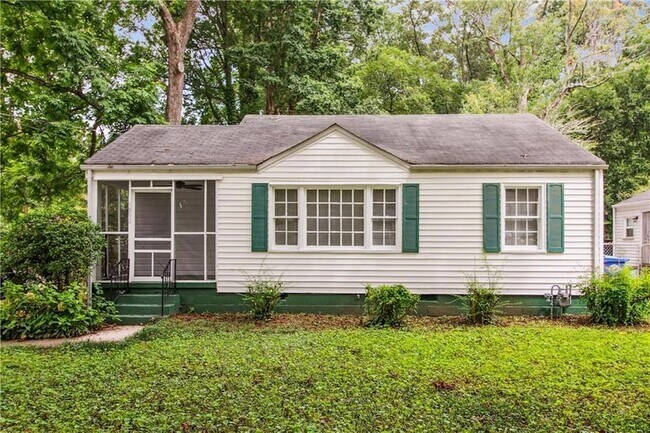 1390 Benteen Ave SE in Atlanta, GA - Building Photo - Building Photo