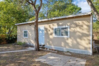 118 Frederick St in Austin, TX - Building Photo - Building Photo