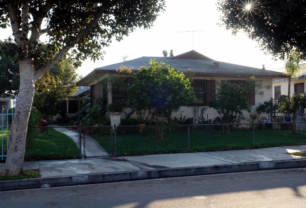 938 S Grevillea Ave in Inglewood, CA - Building Photo