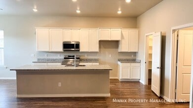 2010 Kenwood Ave in Lubbock, TX - Building Photo - Building Photo