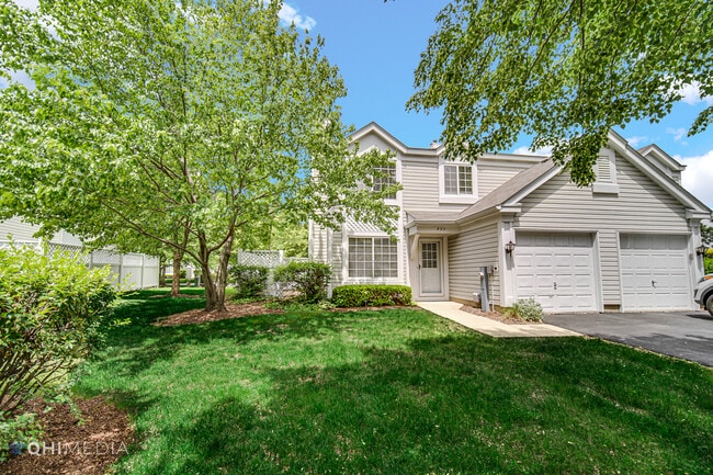 property at 425 Monmouth Ct