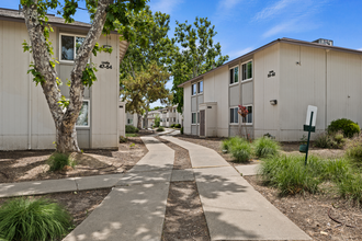 Delta Pines Apartments in Antioch, CA - Building Photo - Building Photo