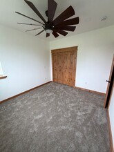 38797 Griggs Dr in Lebanon, OR - Building Photo - Building Photo