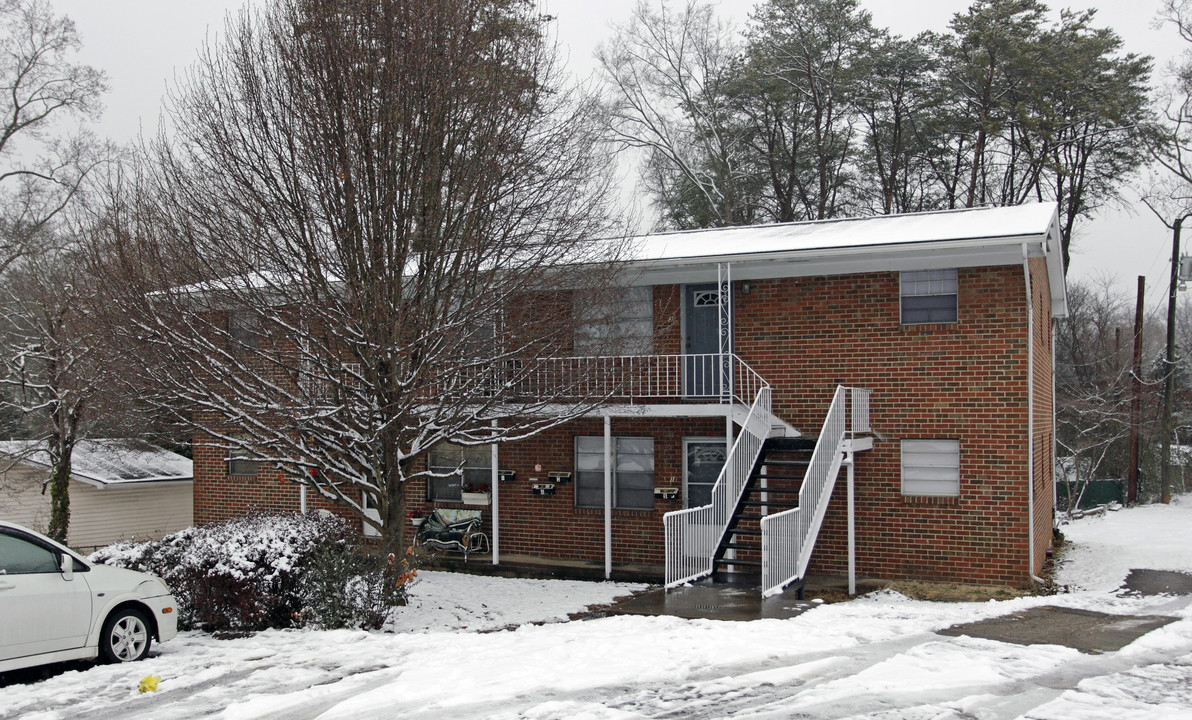 235 Green Pine Dr in Knoxville, TN - Building Photo