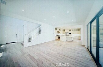 17302 Eucalyptus Ln in Huntington Beach, CA - Building Photo - Building Photo