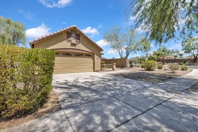 property at 3854 E Cavalry Ct